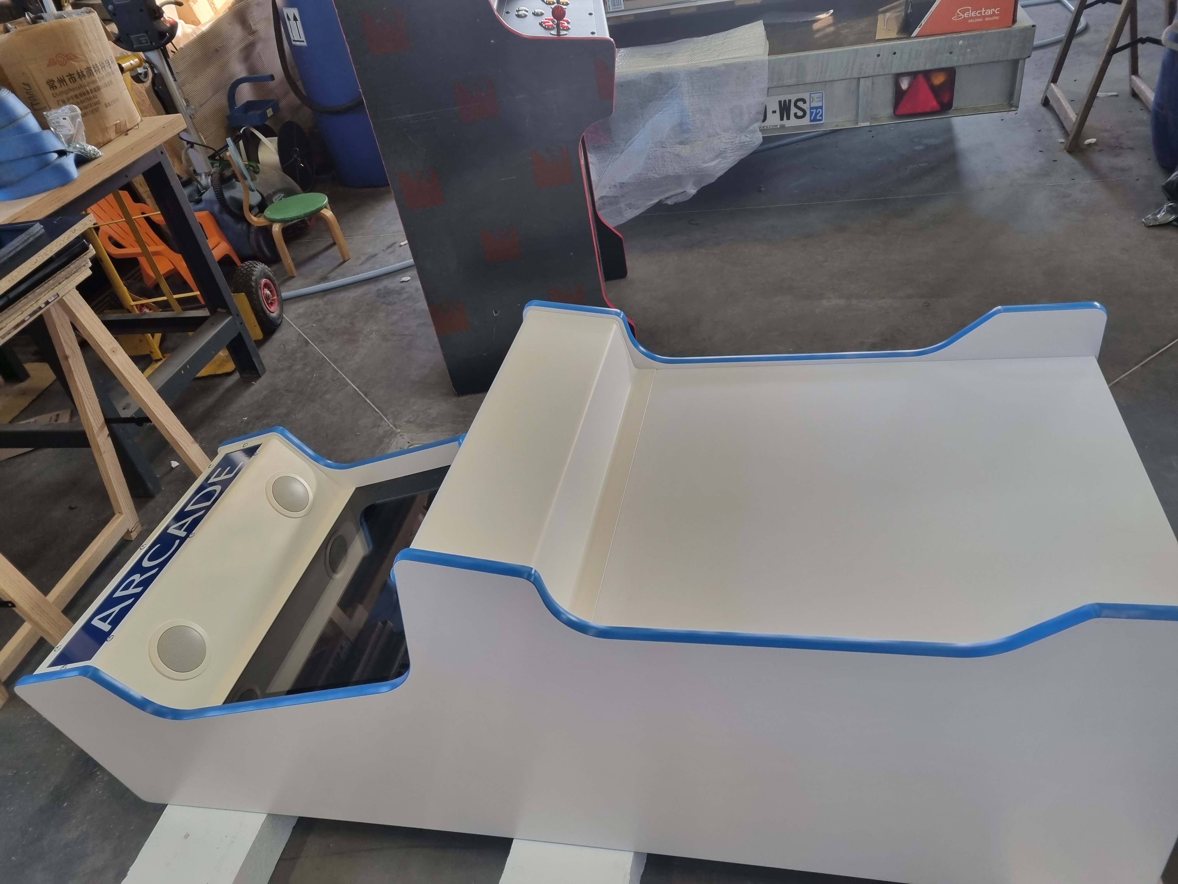 Borne arcade en production atelier